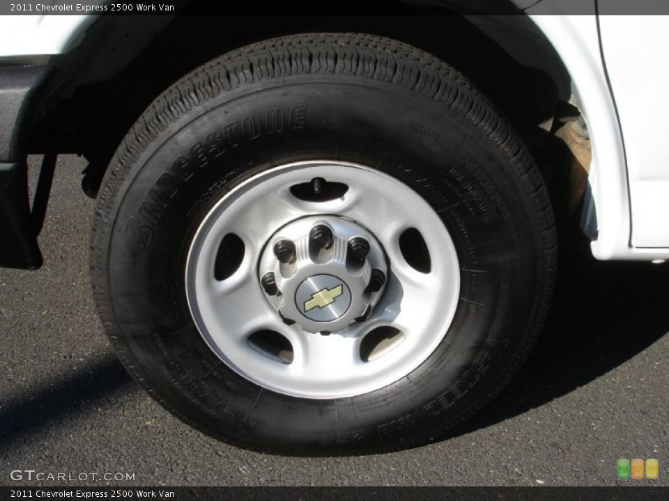 2011 Chevrolet Express 2500 Work Van Wheel and Tire Photo #53557332