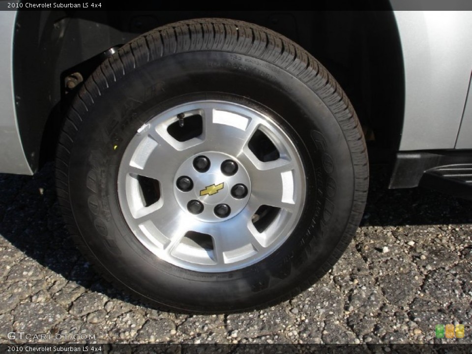2010 Chevrolet Suburban LS 4x4 Wheel and Tire Photo #53558013