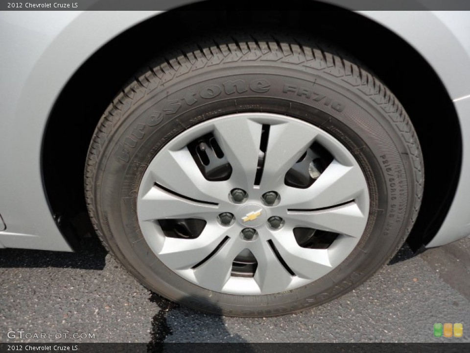 2012 Chevrolet Cruze LS Wheel and Tire Photo #53641495