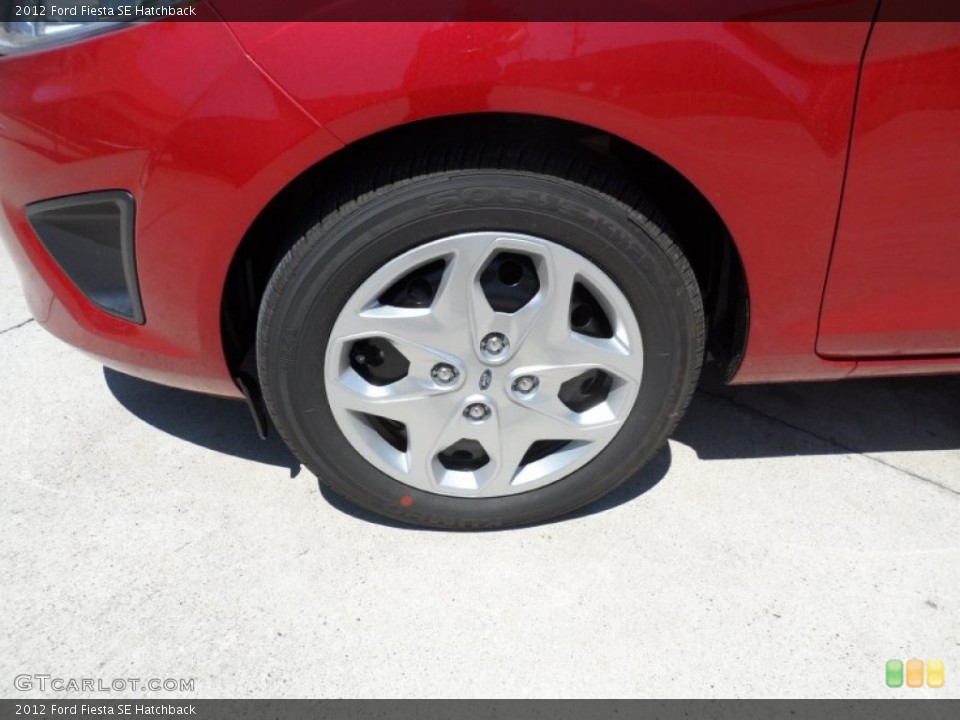 2012 Ford Fiesta SE Hatchback Wheel and Tire Photo #53654471