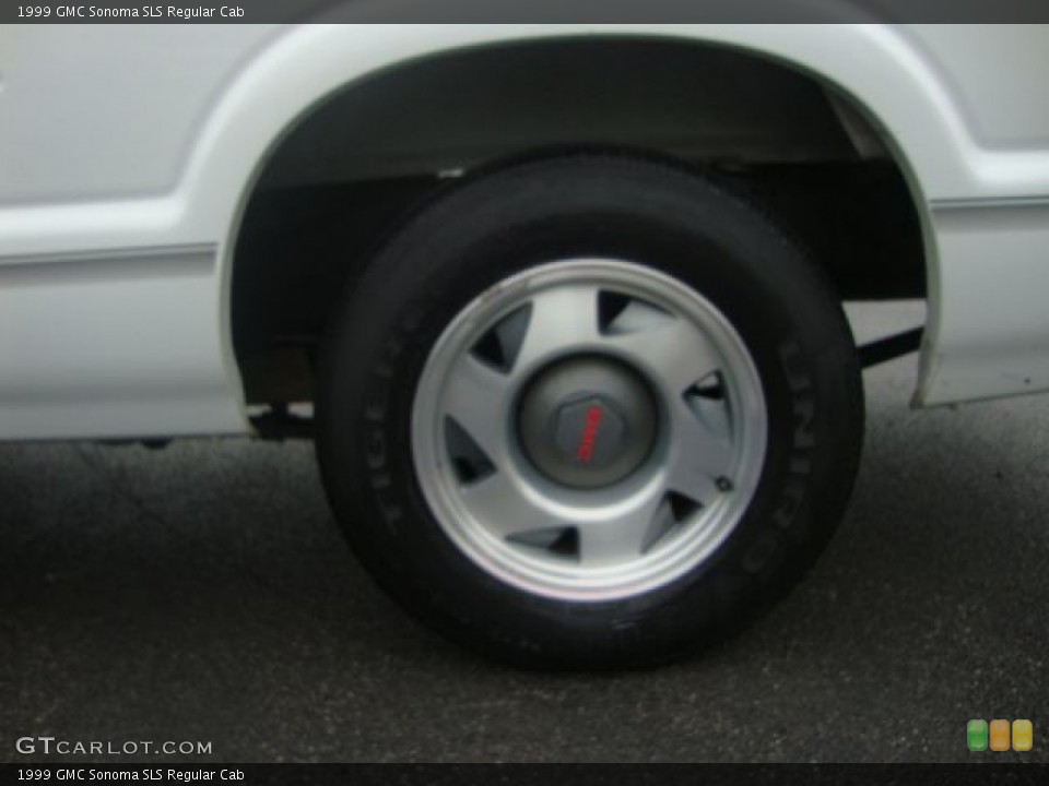 1999 GMC Sonoma SLS Regular Cab Wheel and Tire Photo #53683821
