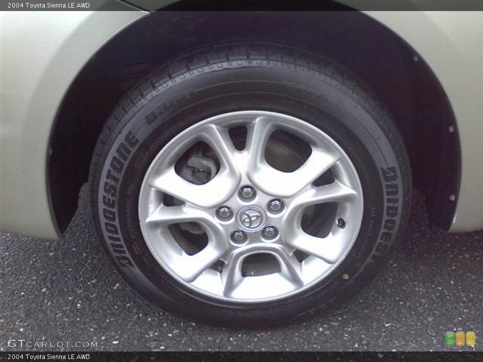 2004 Toyota Sienna LE AWD Wheel and Tire Photo #53689782