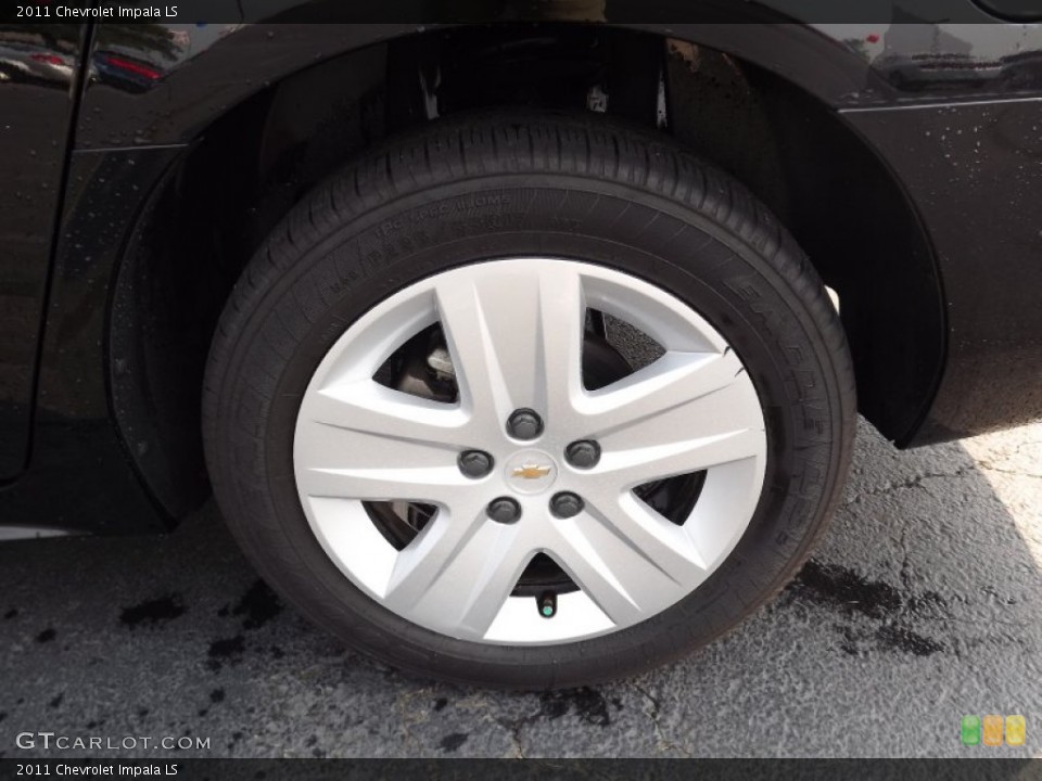 2011 Chevrolet Impala LS Wheel and Tire Photo #53731053