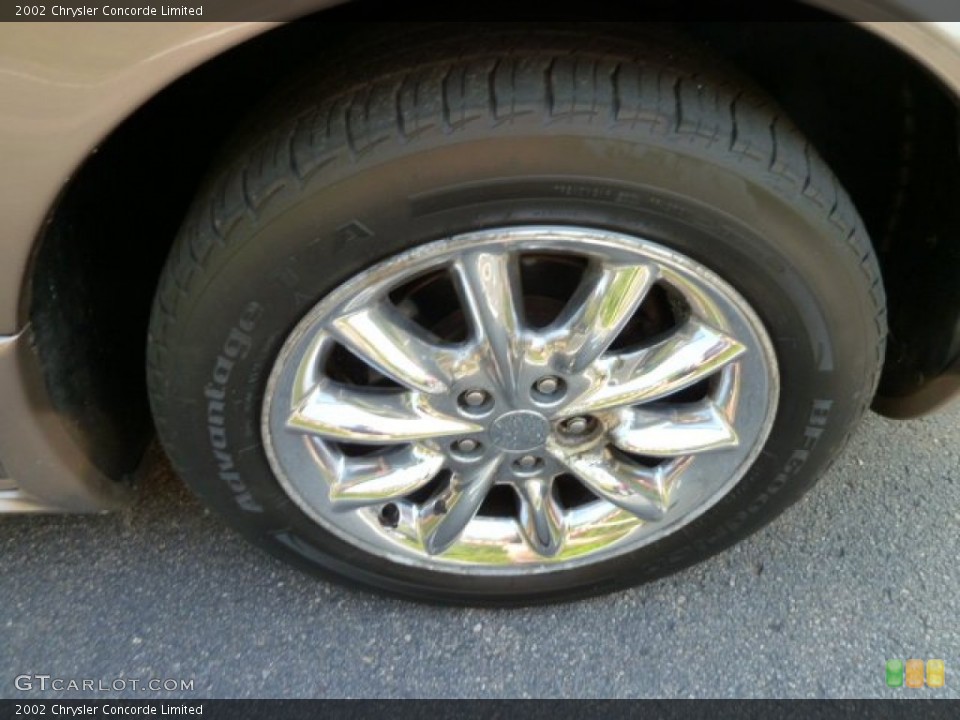 2002 Chrysler Concorde Limited Wheel and Tire Photo #53740599