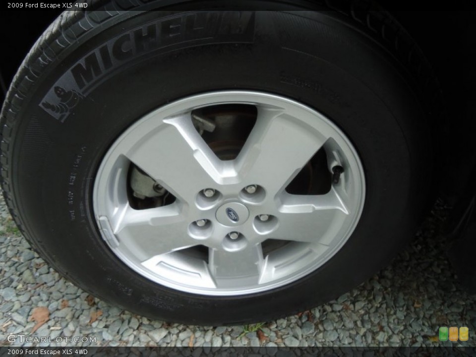 2009 Ford Escape XLS 4WD Wheel and Tire Photo #53754888