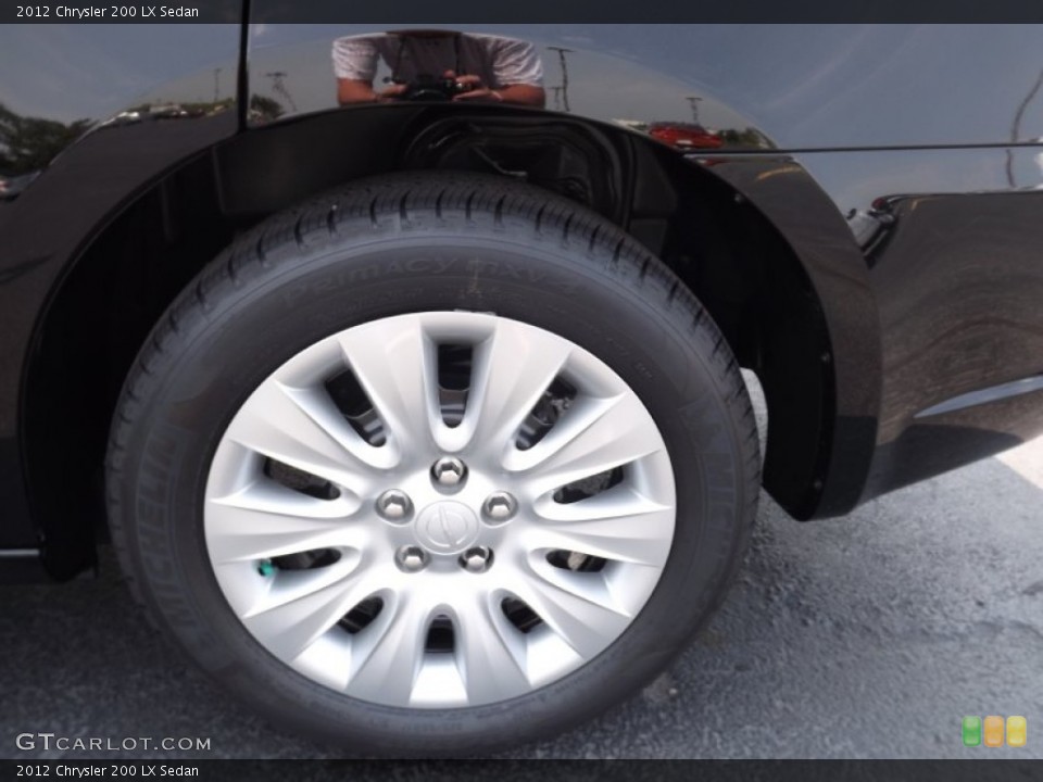 2012 Chrysler 200 LX Sedan Wheel and Tire Photo #53761475