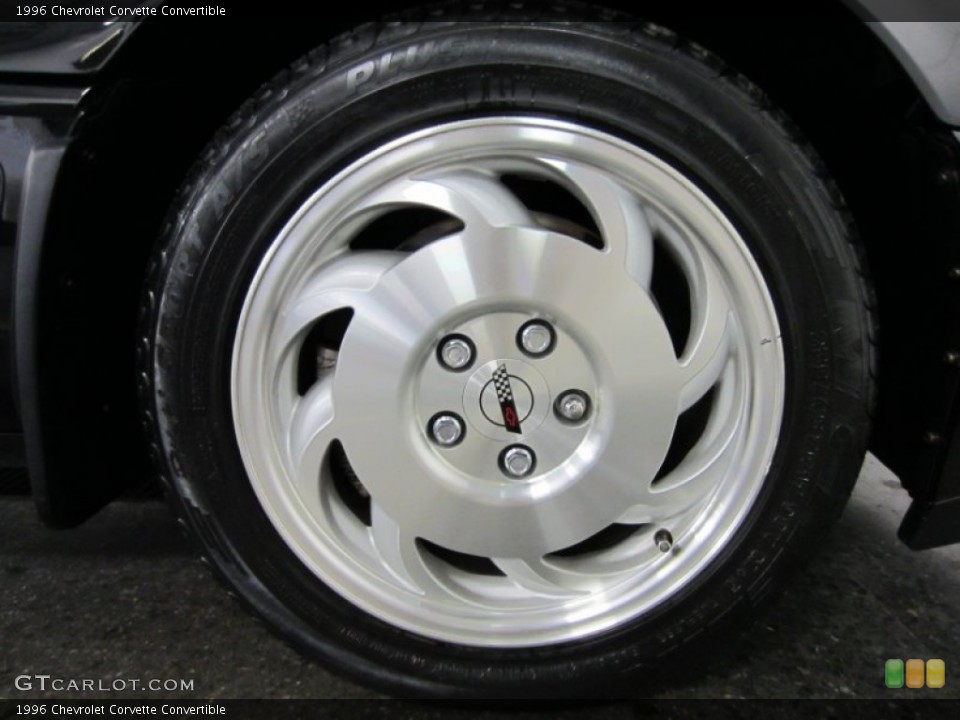 1996 Chevrolet Corvette Convertible Wheel and Tire Photo #53775651