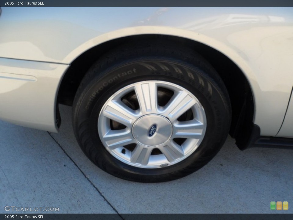 2005 Ford Taurus SEL Wheel and Tire Photo #53834569