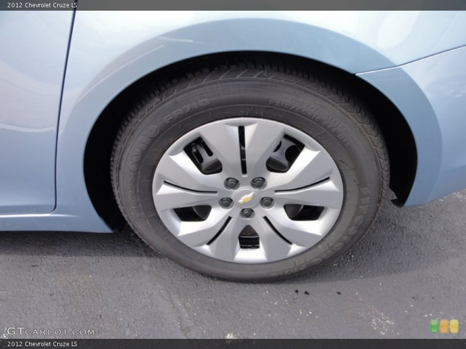 2012 Chevrolet Cruze LS Wheel and Tire Photo #53838742