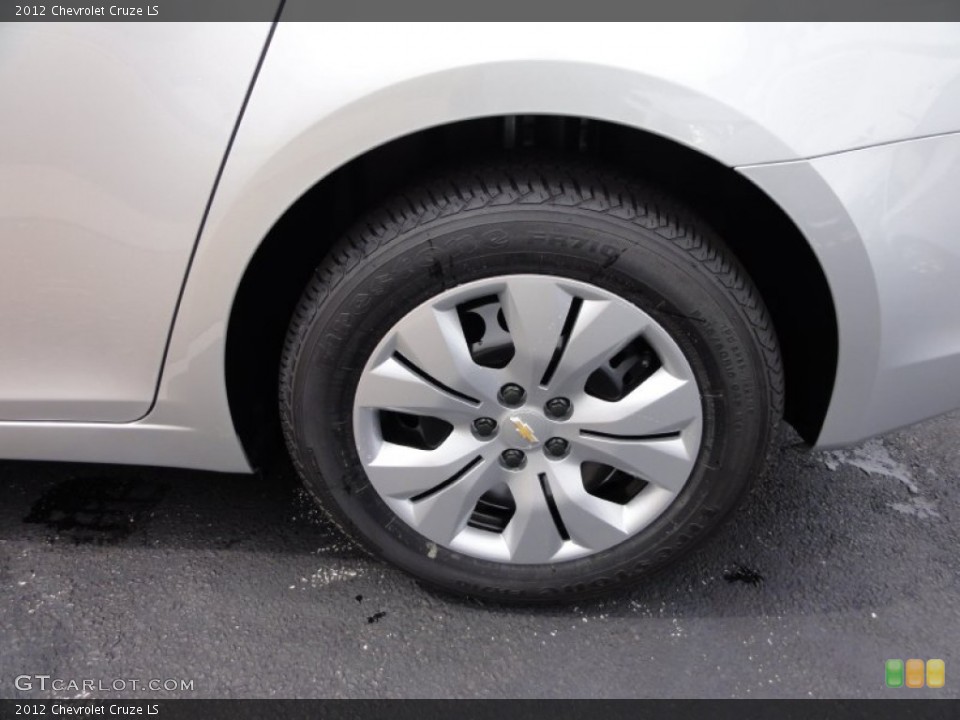 2012 Chevrolet Cruze LS Wheel and Tire Photo #53838900