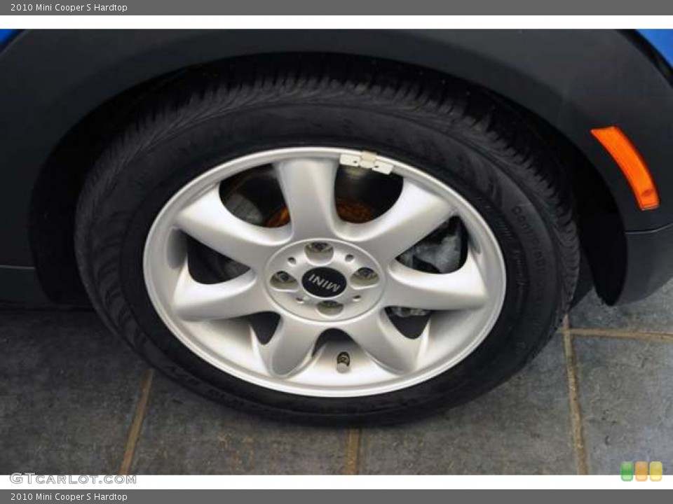 2010 Mini Cooper S Hardtop Wheel and Tire Photo #53849223