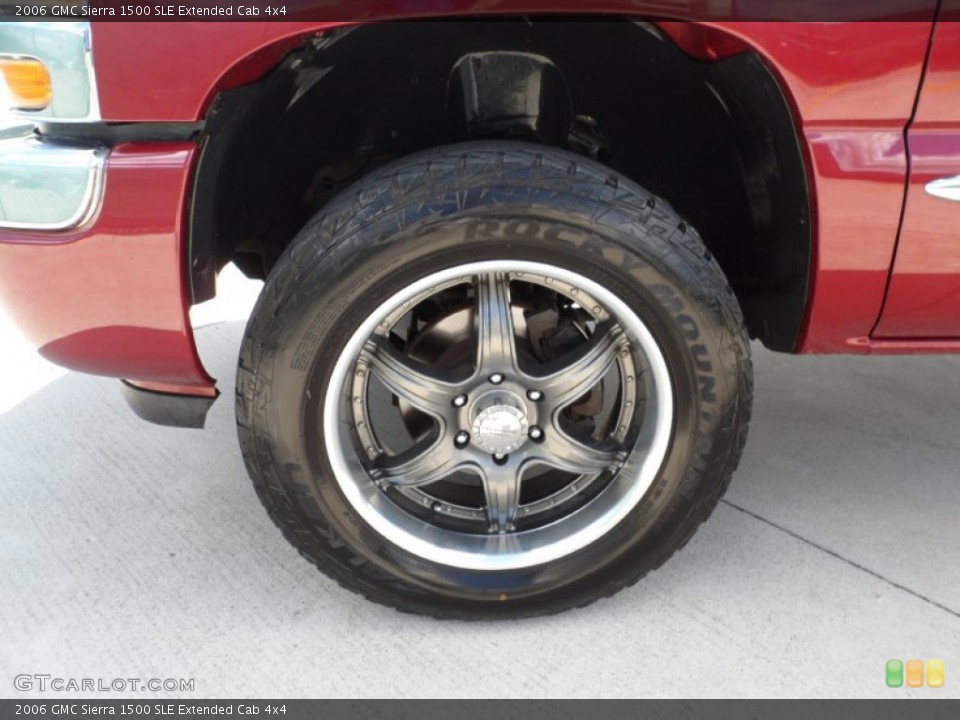 2006 GMC Sierra 1500 Custom Wheel and Tire Photo #53869537