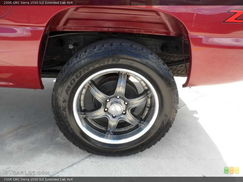 2006 GMC Sierra 1500 Custom Wheel and Tire Photo #53869546