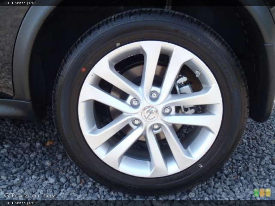 2011 Nissan Juke SL Wheel and Tire Photo #53869810