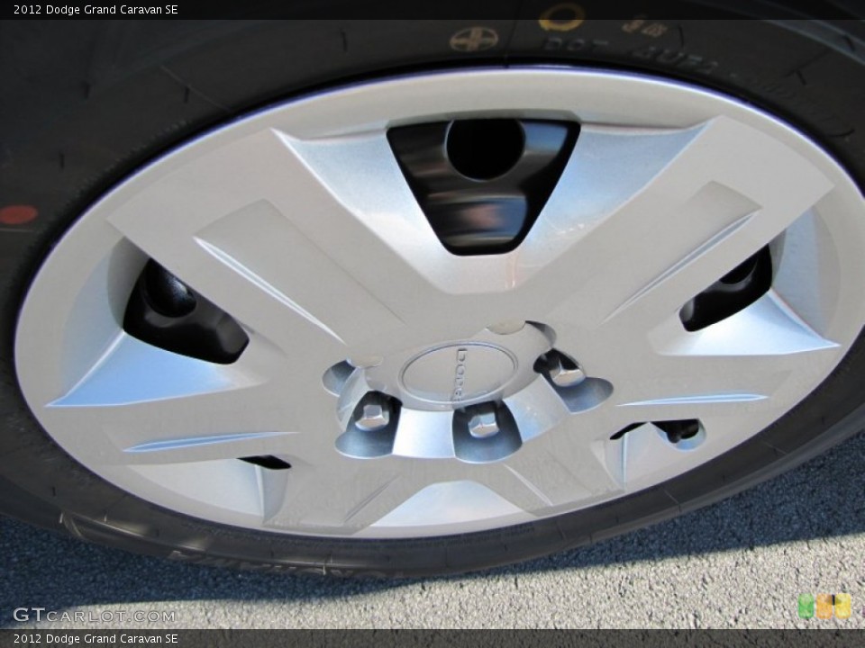 2012 Dodge Grand Caravan SE Wheel and Tire Photo #53900247