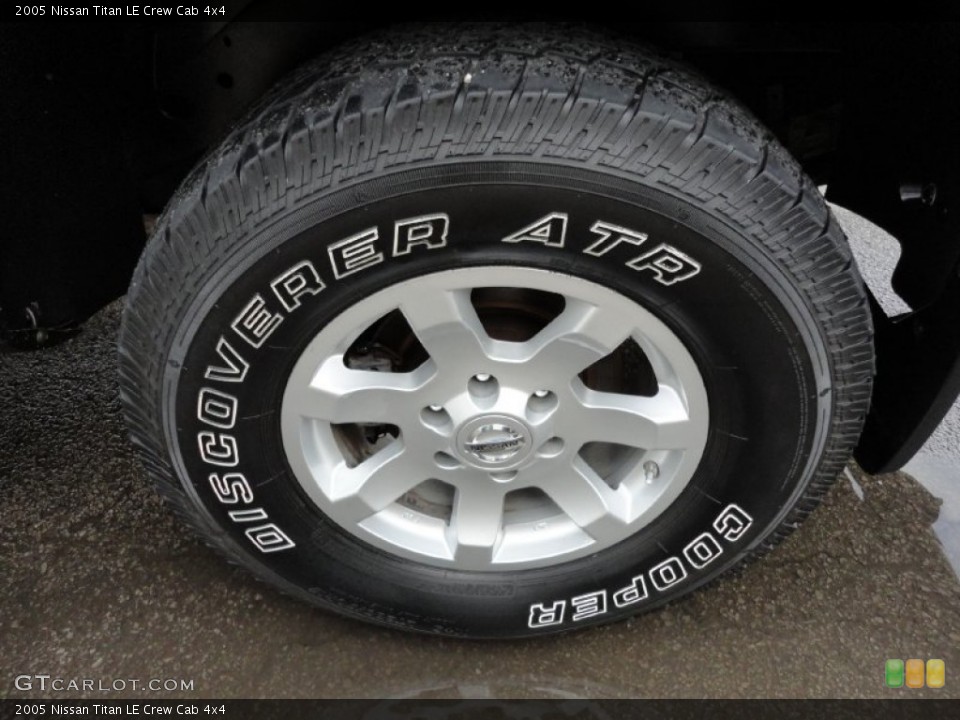 2005 Nissan Titan LE Crew Cab 4x4 Wheel and Tire Photo #53913343