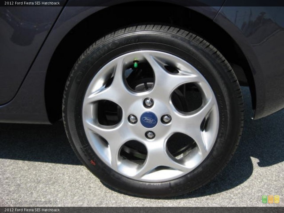 2012 Ford Fiesta SES Hatchback Wheel and Tire Photo #53915407