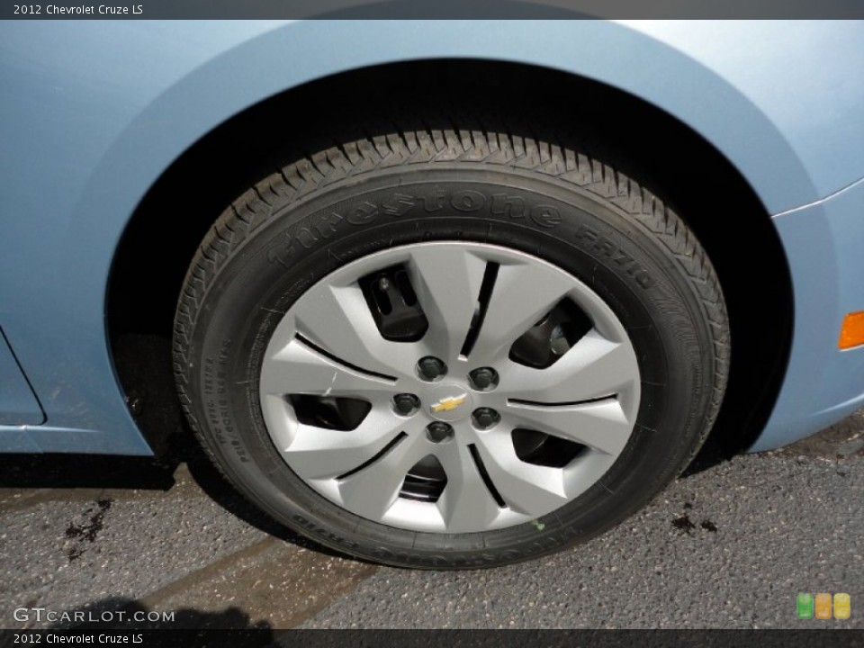 2012 Chevrolet Cruze LS Wheel and Tire Photo #53948879