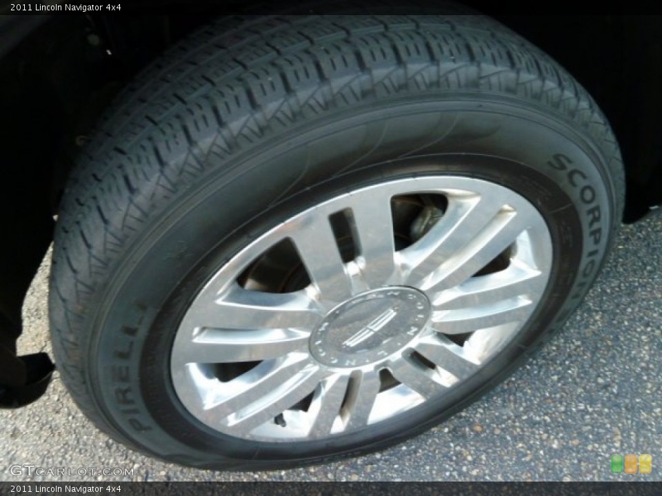 2011 Lincoln Navigator 4x4 Wheel and Tire Photo #53967317