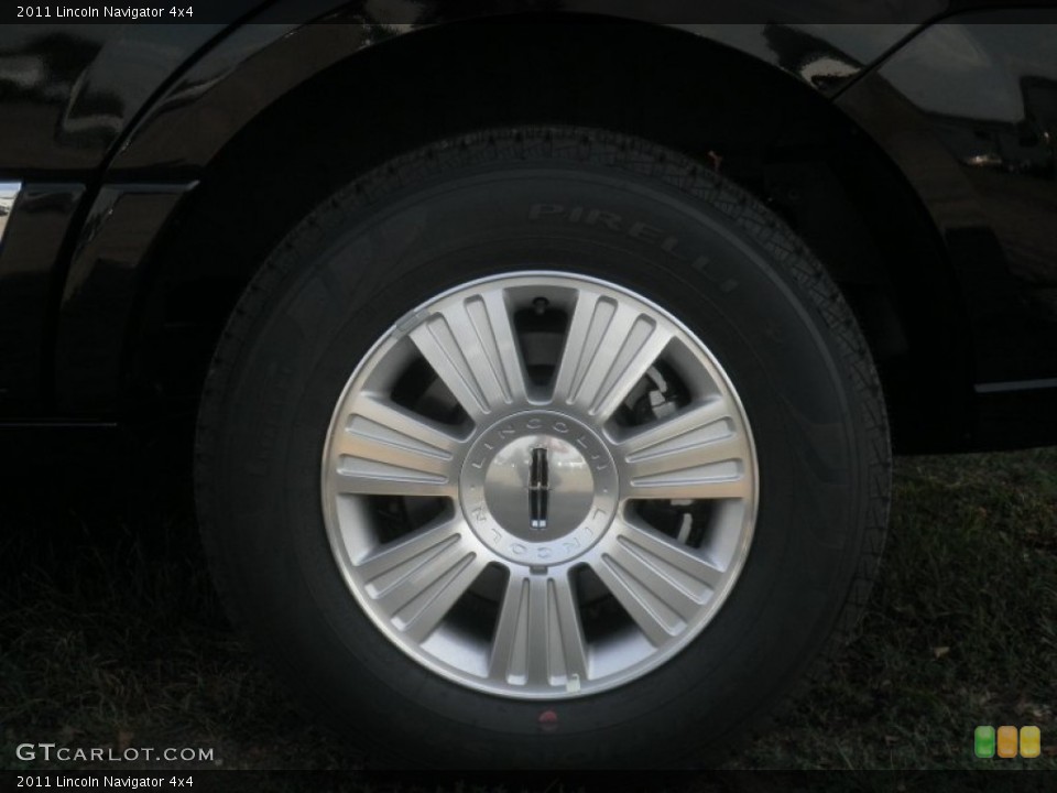 2011 Lincoln Navigator 4x4 Wheel and Tire Photo #53971719