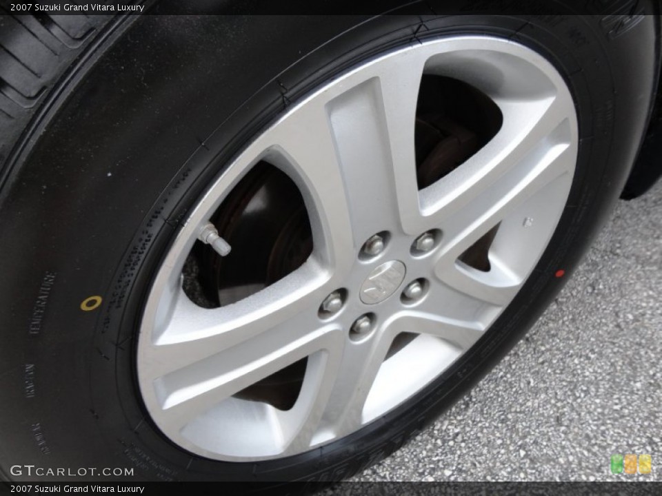 2007 Suzuki Grand Vitara Luxury Wheel and Tire Photo #53988340