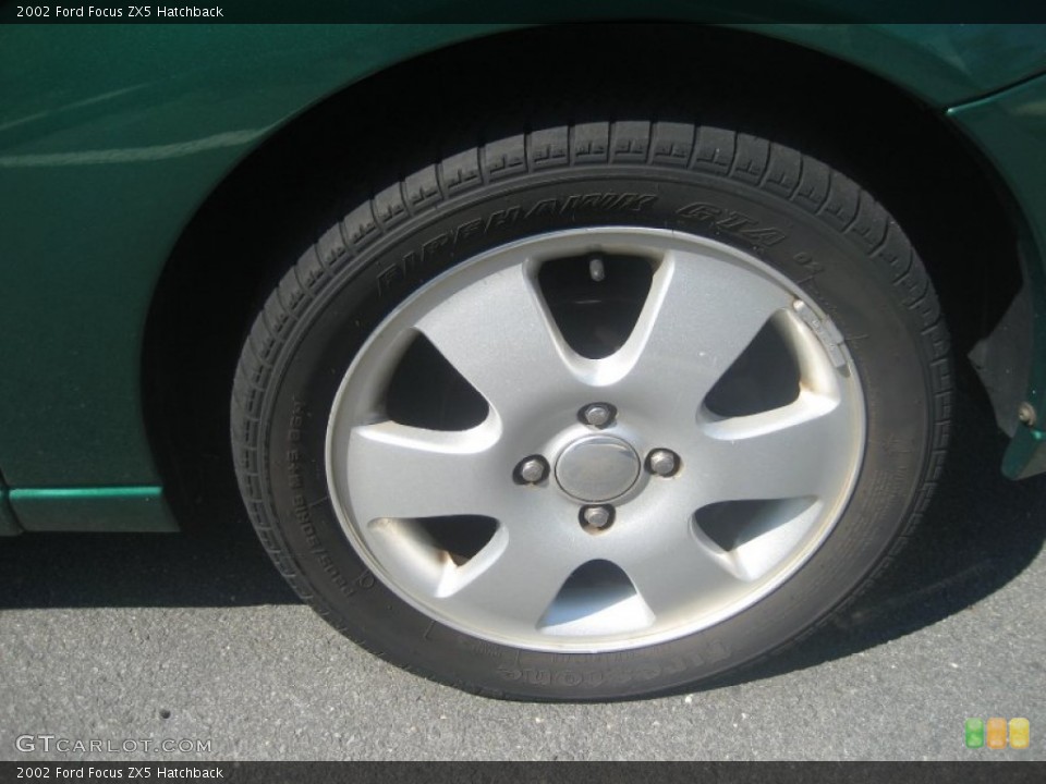 2002 Ford Focus ZX5 Hatchback Wheel and Tire Photo #54064877