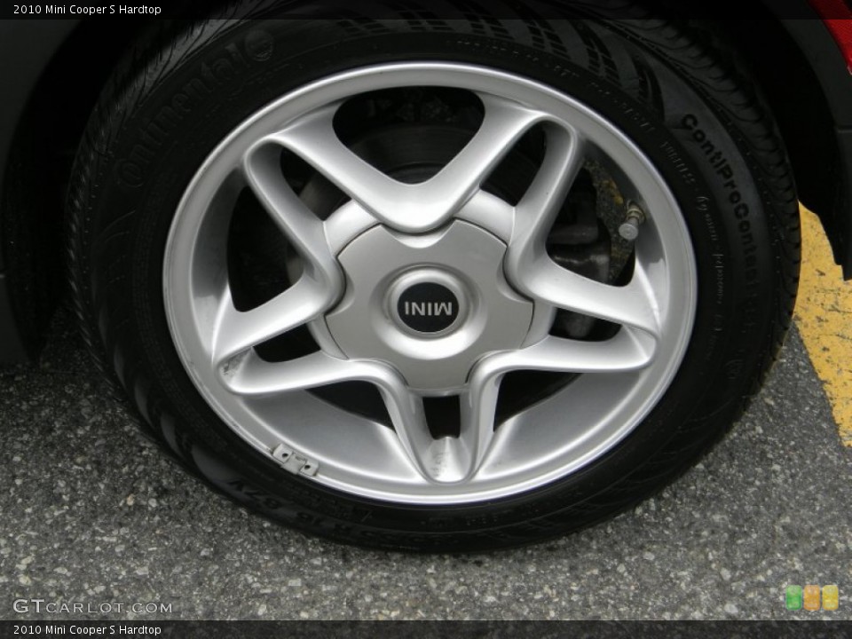 2010 Mini Cooper S Hardtop Wheel and Tire Photo #54097554