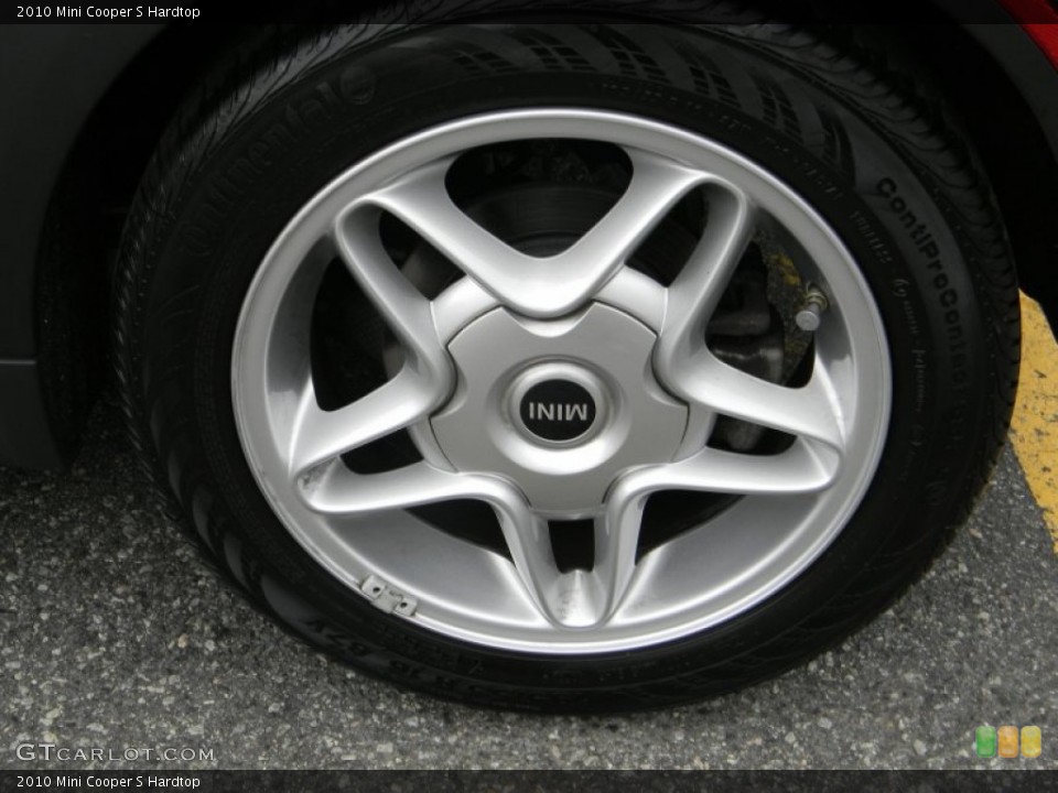 2010 Mini Cooper S Hardtop Wheel and Tire Photo #54097563