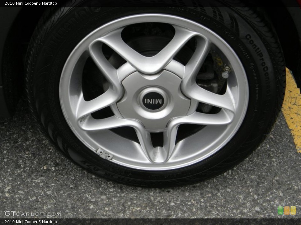 2010 Mini Cooper S Hardtop Wheel and Tire Photo #54097572