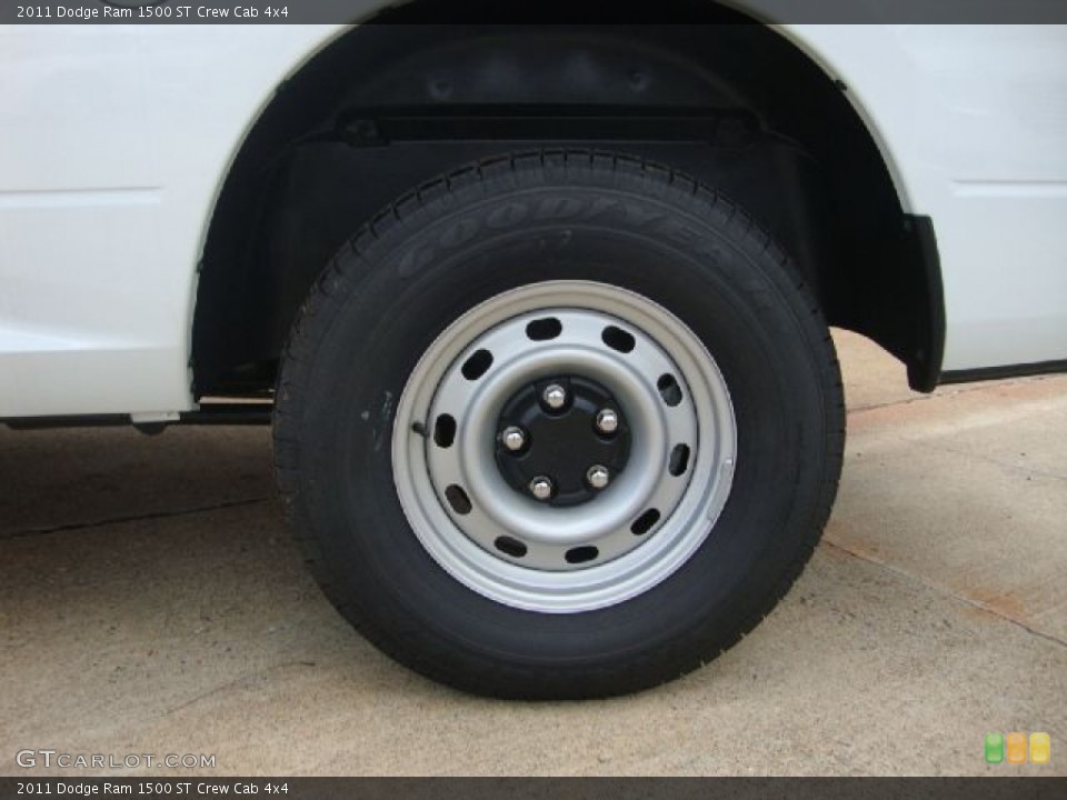 2011 Dodge Ram 1500 ST Crew Cab 4x4 Wheel and Tire Photo #54117072