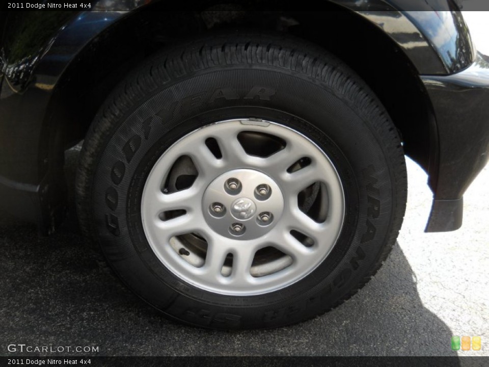 2011 Dodge Nitro Heat 4x4 Wheel and Tire Photo #54130338