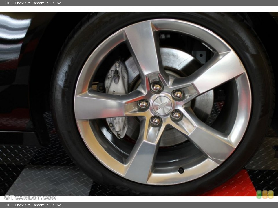 2010 Chevrolet Camaro SS Coupe Wheel and Tire Photo #54176587