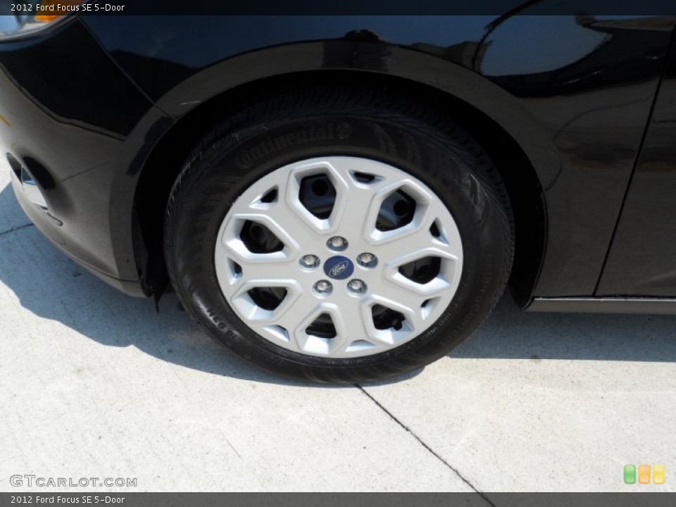 2012 Ford Focus SE 5-Door Wheel and Tire Photo #54207416