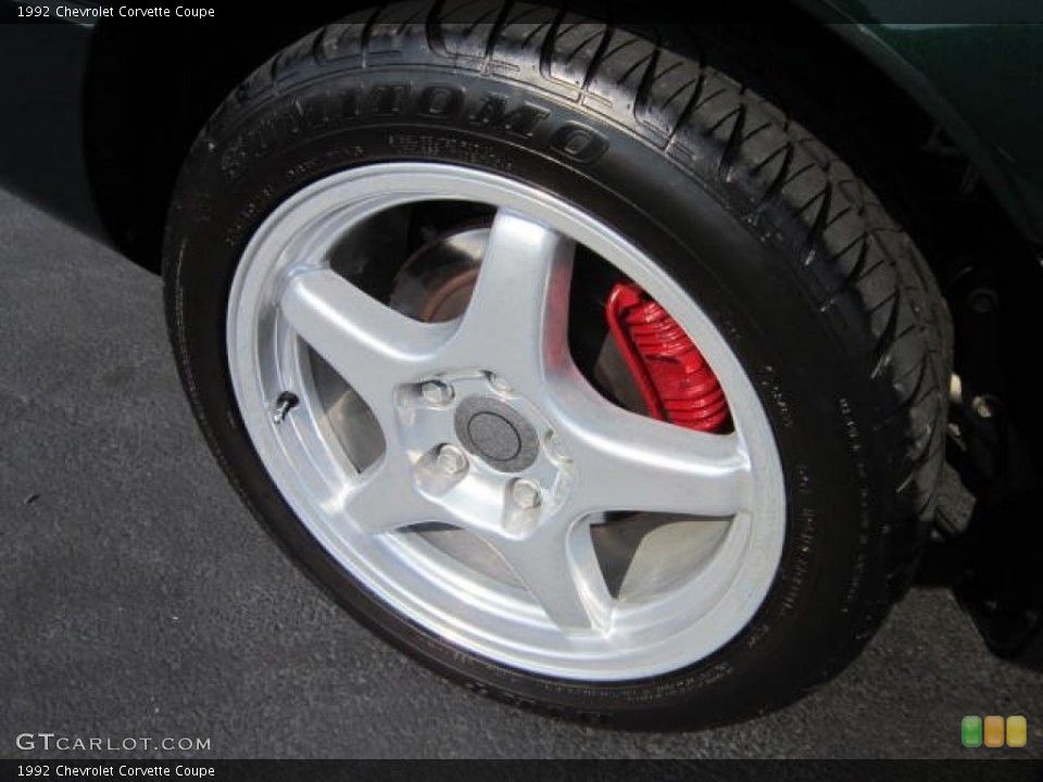 1992 Chevrolet Corvette Coupe Wheel and Tire Photo #54251306