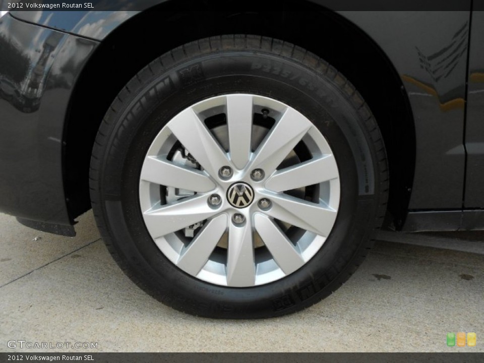2012 Volkswagen Routan SEL Wheel and Tire Photo #54324934