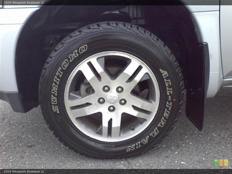 2006 Mitsubishi Endeavor LS Wheel and Tire Photo #54372070