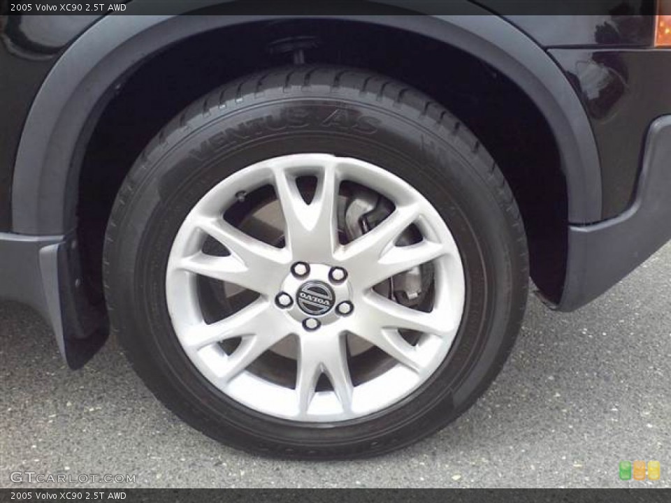 2005 Volvo XC90 2.5T AWD Wheel and Tire Photo #54372193