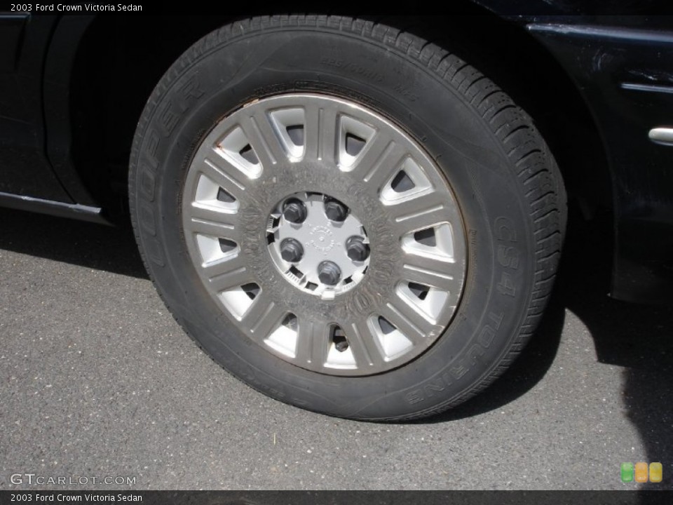 2003 Ford Crown Victoria Sedan Wheel and Tire Photo #54397245