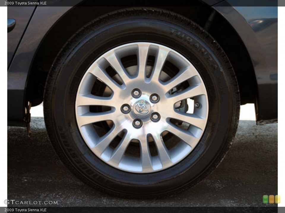 2009 Toyota Sienna XLE Wheel and Tire Photo #54411097