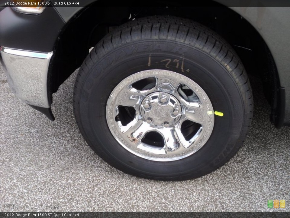 2012 Dodge Ram 1500 ST Quad Cab 4x4 Wheel and Tire Photo #54435744