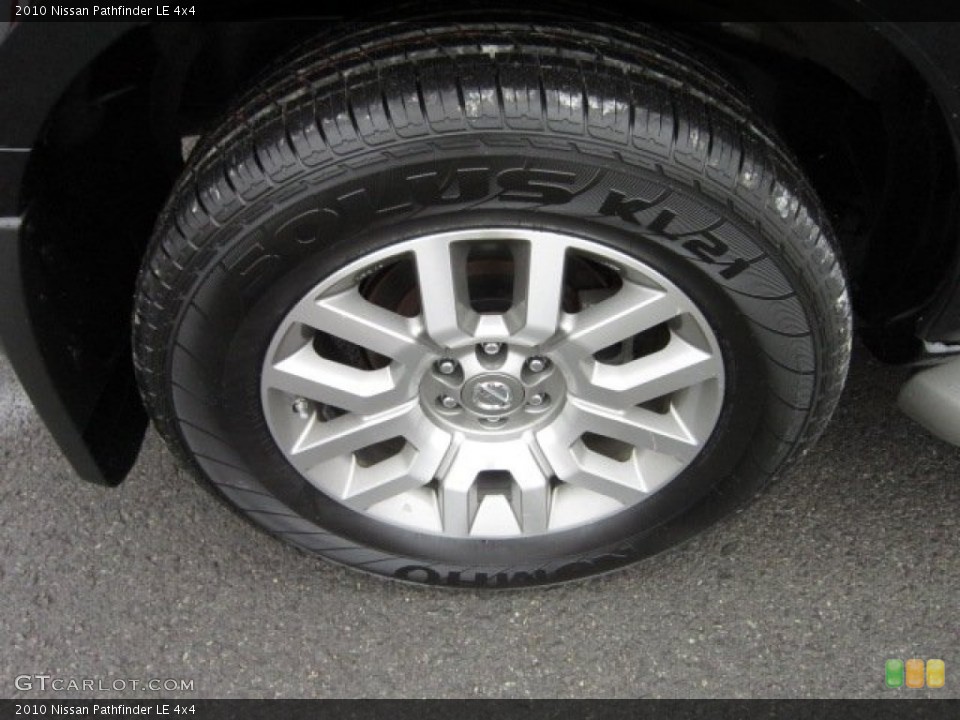 2010 Nissan Pathfinder LE 4x4 Wheel and Tire Photo #54501983