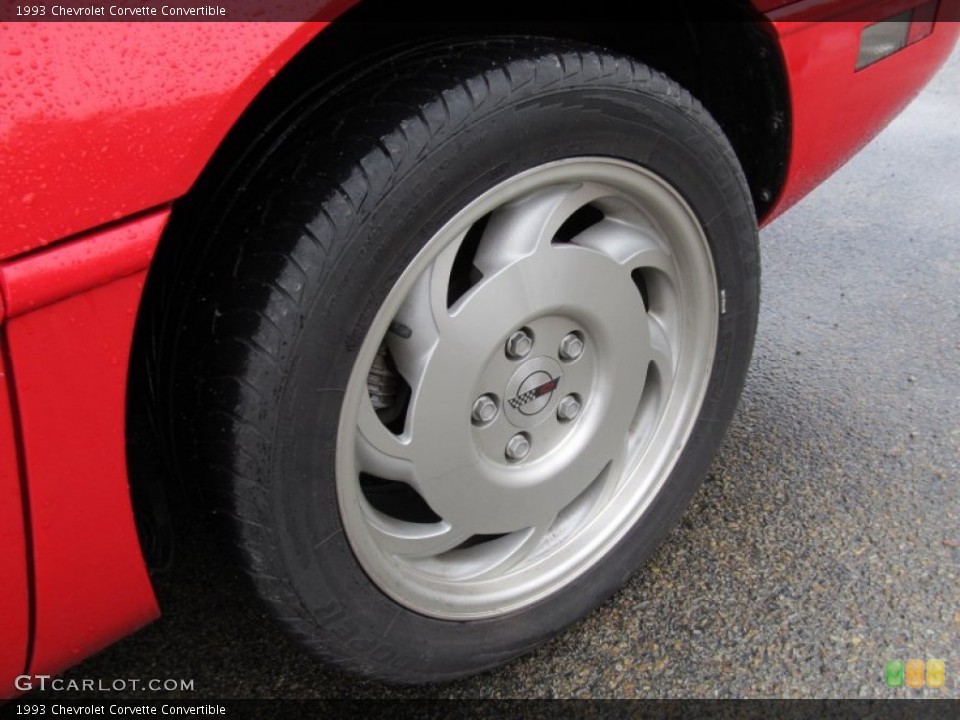 1993 Chevrolet Corvette Convertible Wheel and Tire Photo #54520077