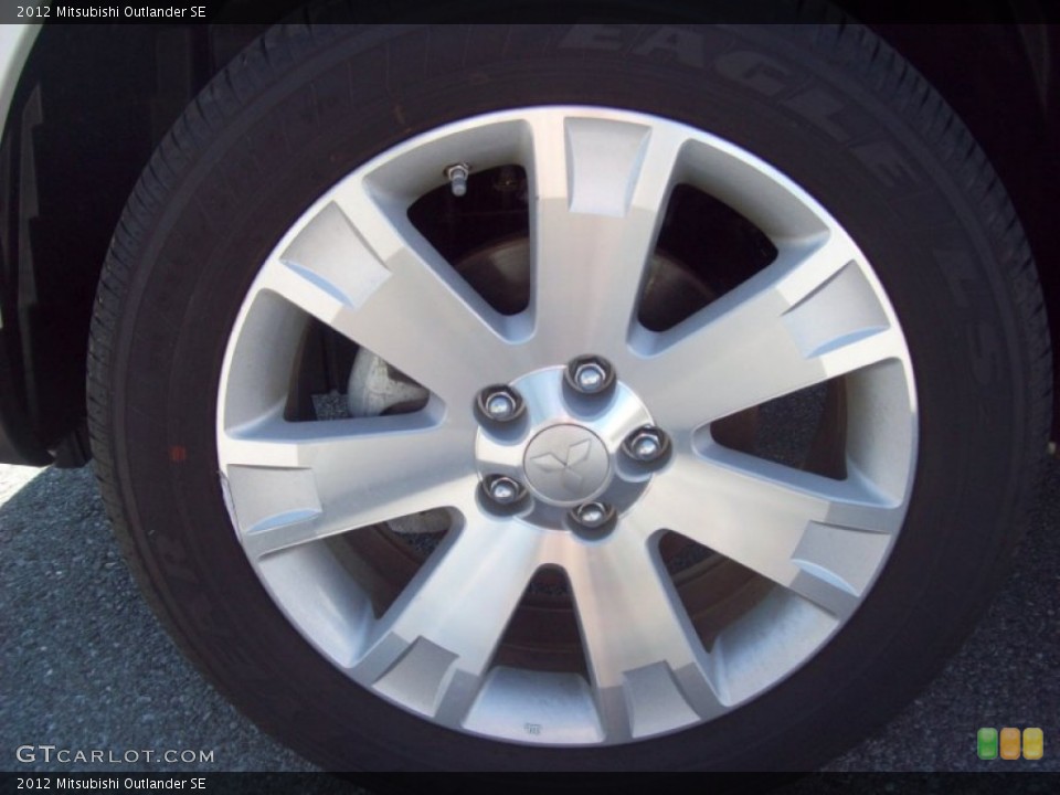 2012 Mitsubishi Outlander SE Wheel and Tire Photo #54529211