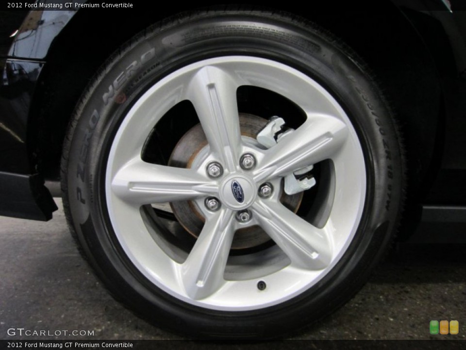 2012 Ford Mustang GT Premium Convertible Wheel and Tire Photo #54555522