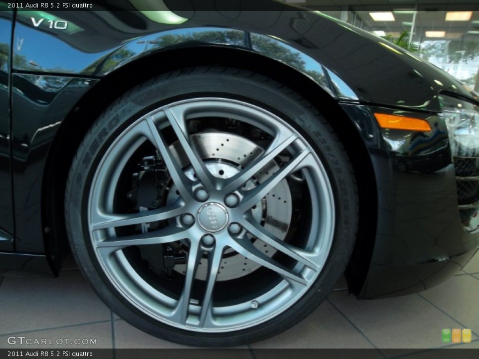 2011 Audi R8 5.2 FSI quattro Wheel and Tire Photo #54555704