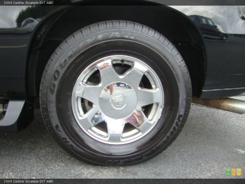 2004 Cadillac Escalade EXT AWD Wheel and Tire Photo #54580396