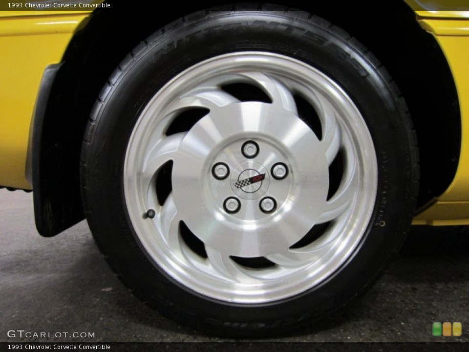 1993 Chevrolet Corvette Convertible Wheel and Tire Photo #54658800
