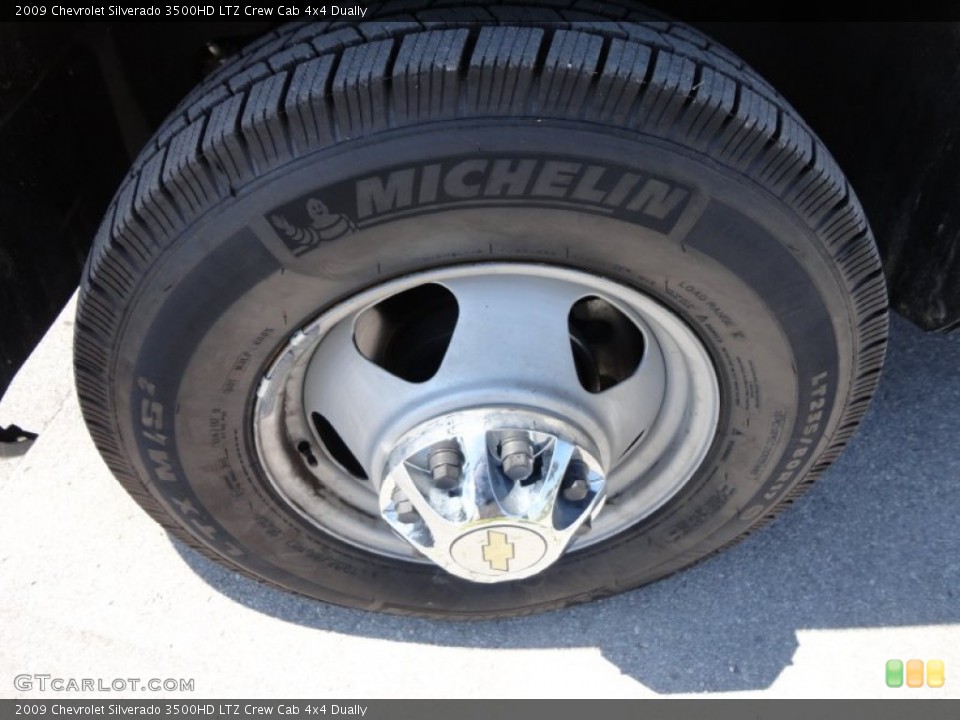 2009 Chevrolet Silverado 3500HD LTZ Crew Cab 4x4 Dually Wheel and Tire Photo #54727450
