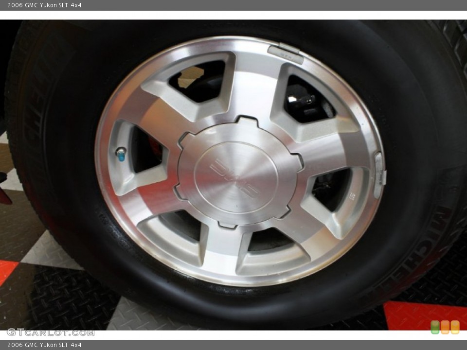 2006 GMC Yukon SLT 4x4 Wheel and Tire Photo #54745389