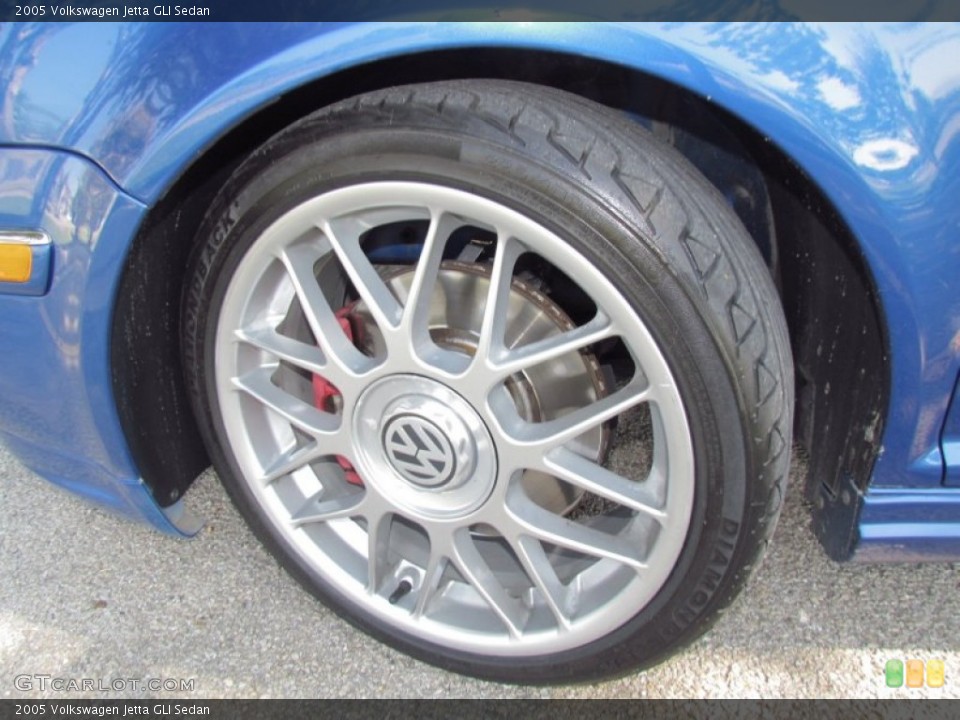 2005 Volkswagen Jetta GLI Sedan Wheel and Tire Photo #54766359